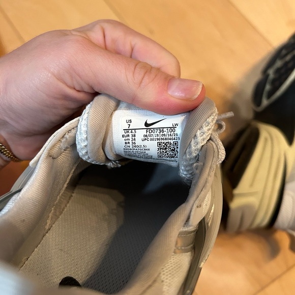 Nike v2k sneakers - Picture 9 of 9